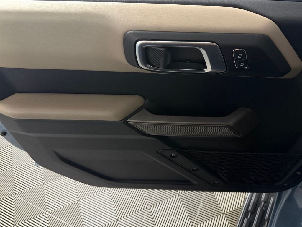 Used 2023 Blue Ford Wildtrak image 25