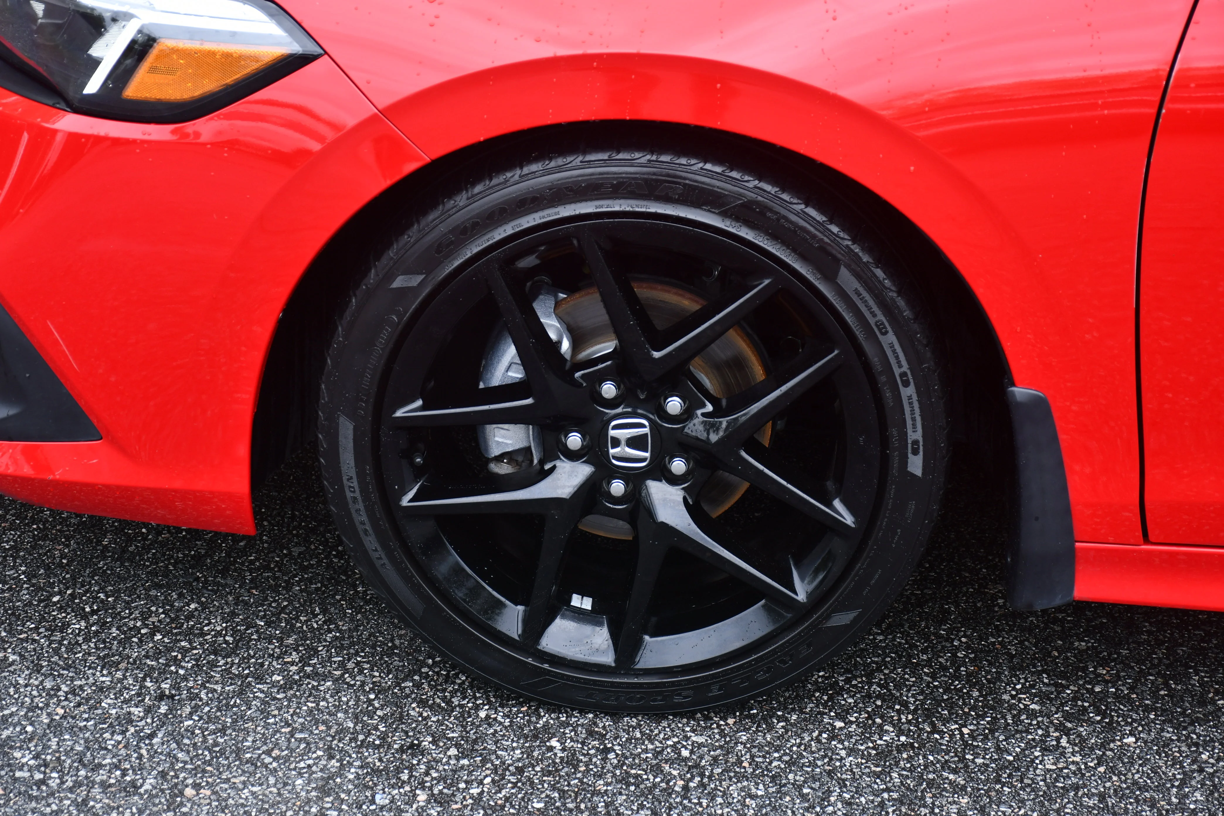 Used 2024  Honda Sport image 19