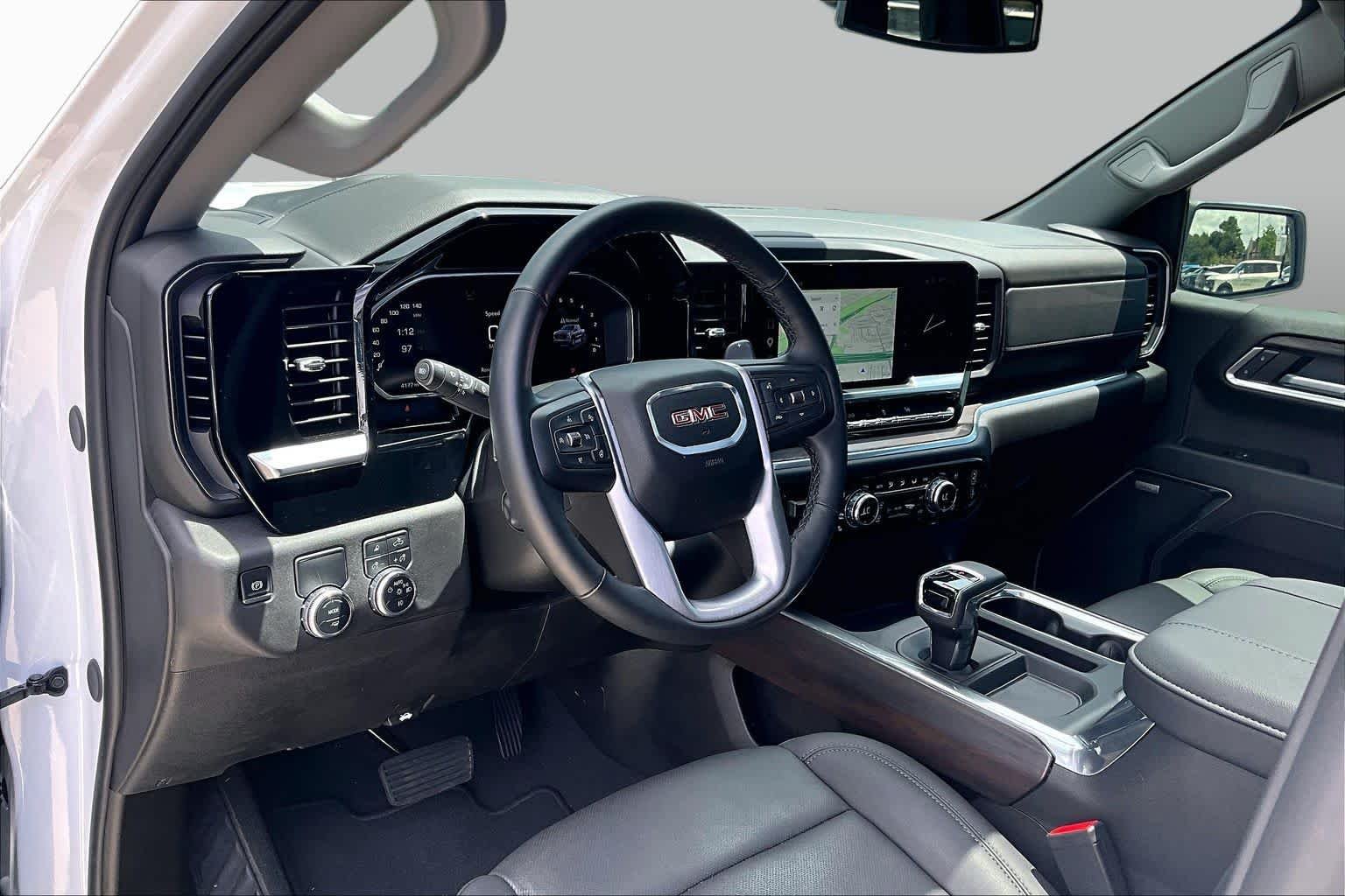 Used 2026 Summit White GMC SLT image 17