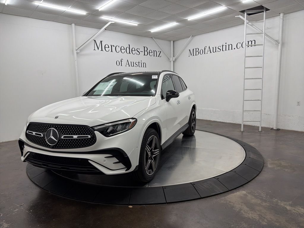 Used 2026 White Mercedes-Benz GLC 300 image 3