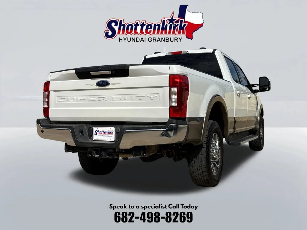 Used 2021  Ford Lariat image 7