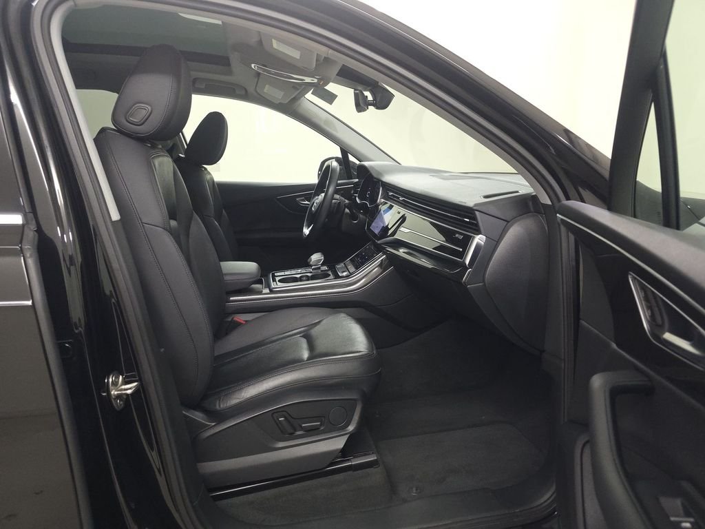 Used 2022 Black Audi 55 Premium Plus image 6