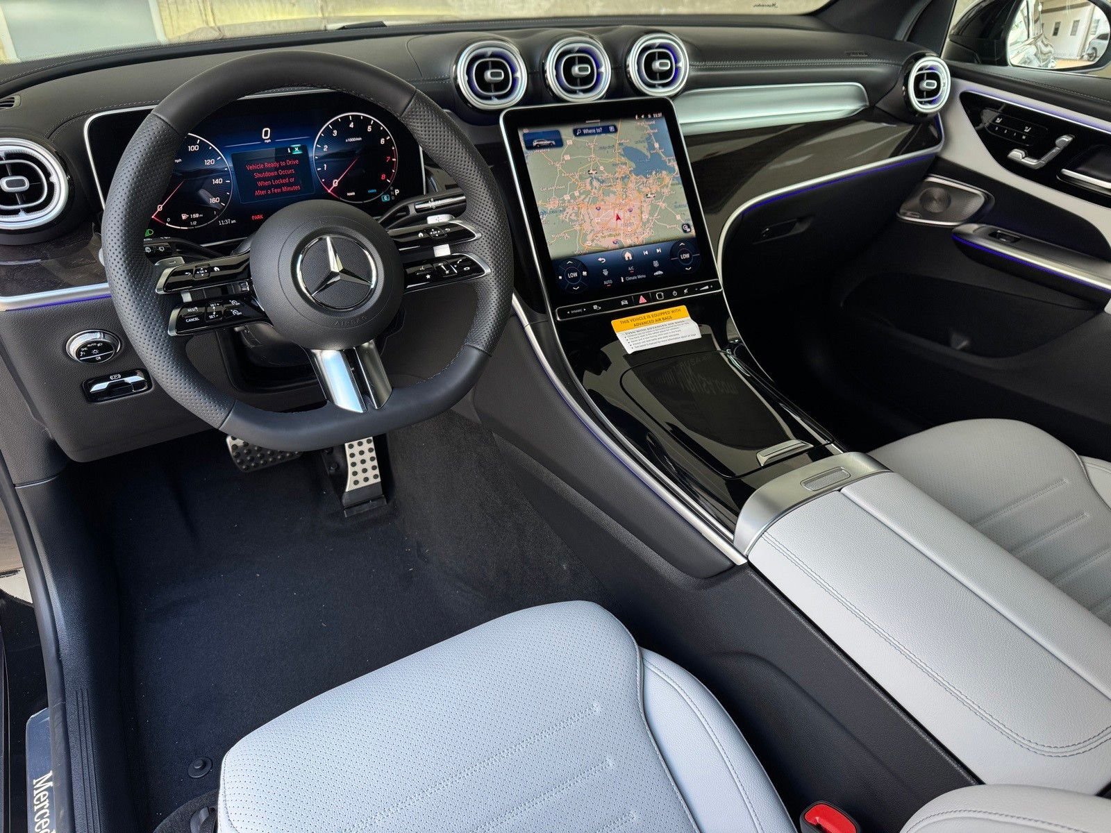 New 2026 Obsidian Black Metallic Mercedes-Benz GLC 300 image 7