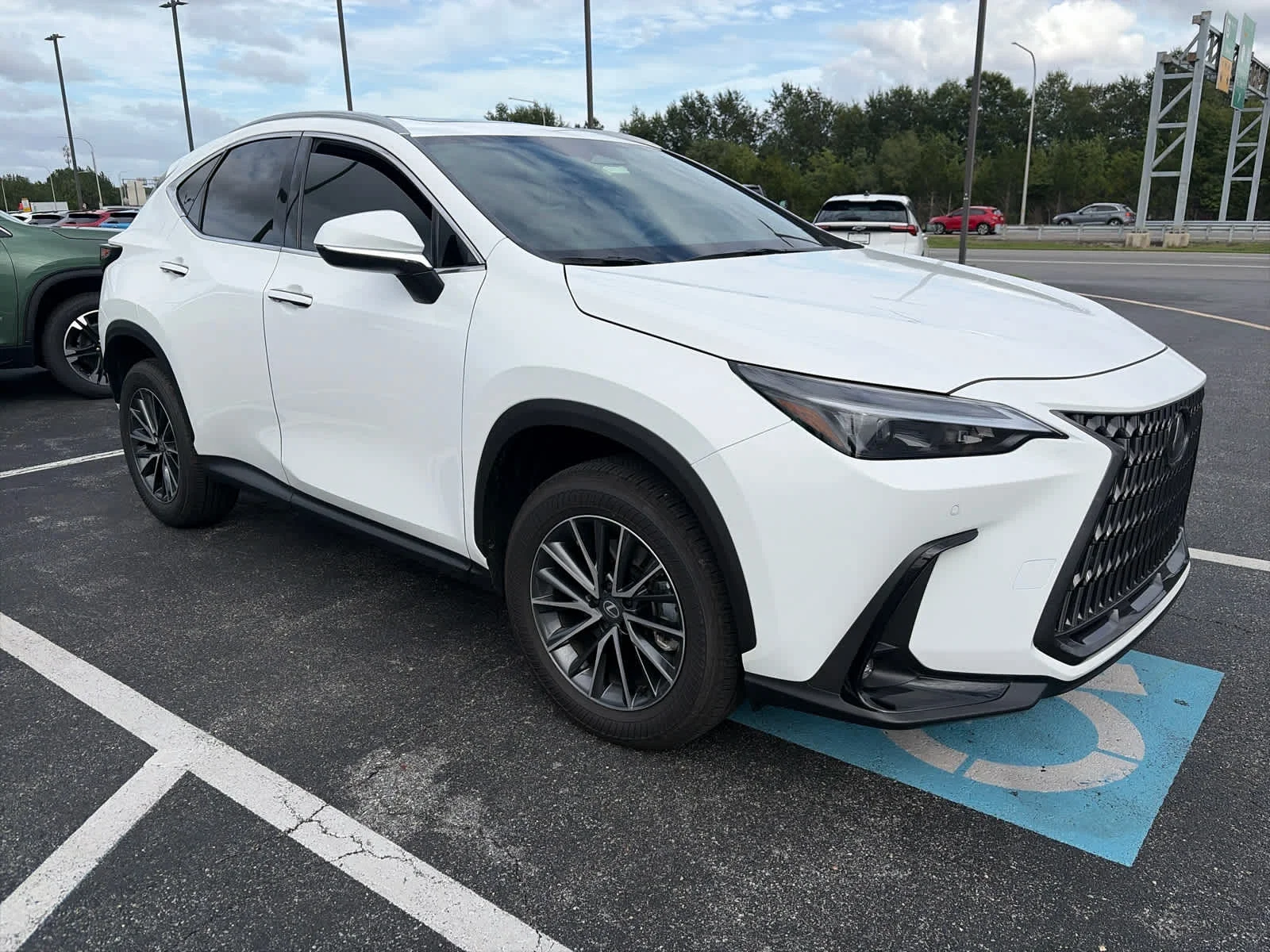 Used 2026 Ultra White Lexus Premium image 3