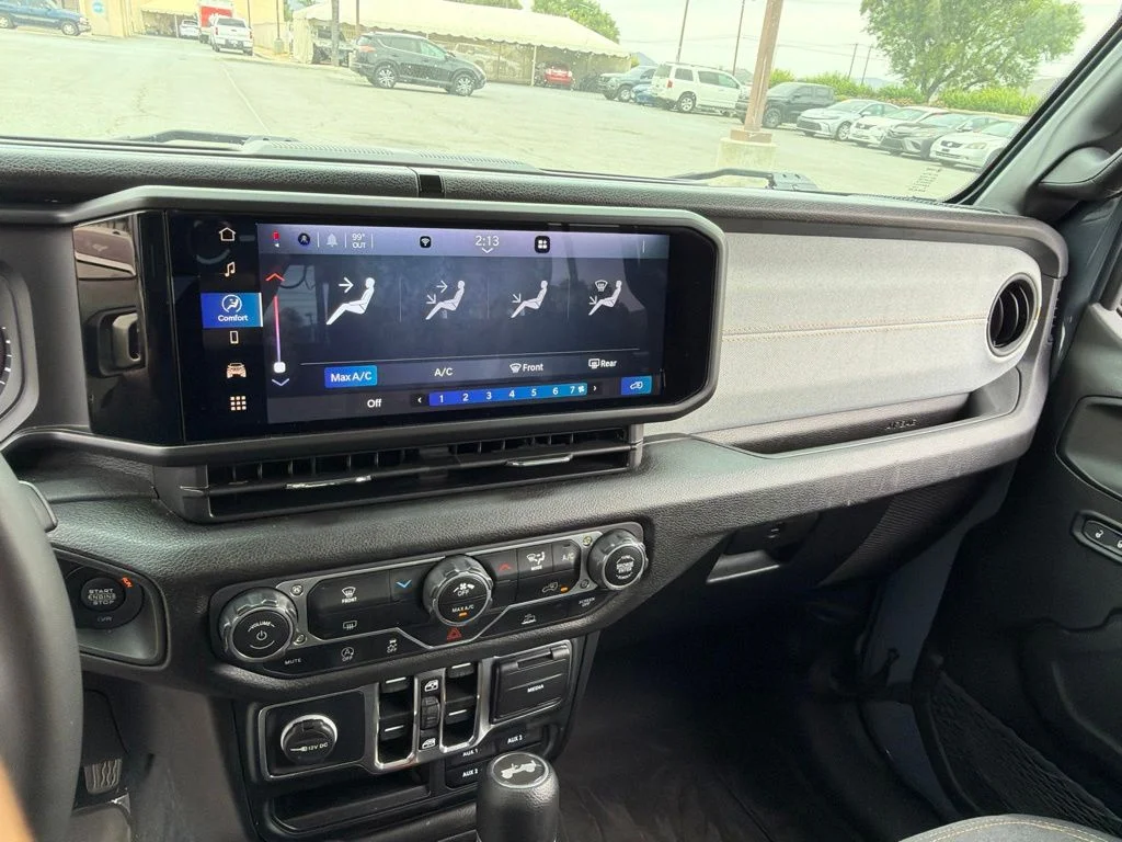 Used 2024 Gray Jeep Sport S image 18