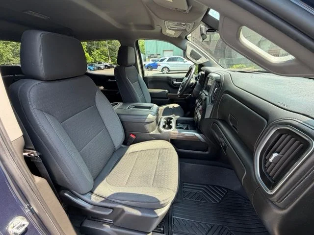 Used 2022 Blue Chevrolet RST image 11