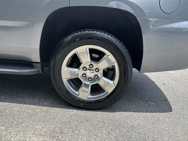 Used 2020 Gray Chevrolet LT image 36