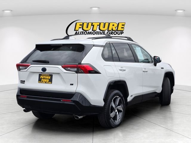 Used 2021 White Toyota SE image 4