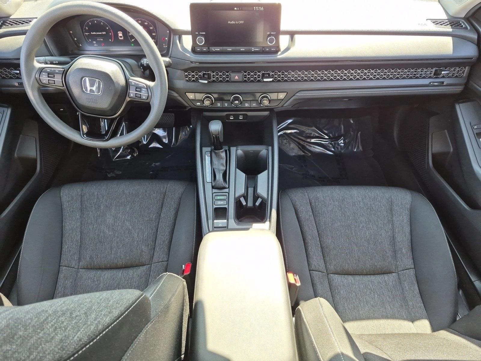 Used 2024 Meteorite Gray Met Honda EX image 17