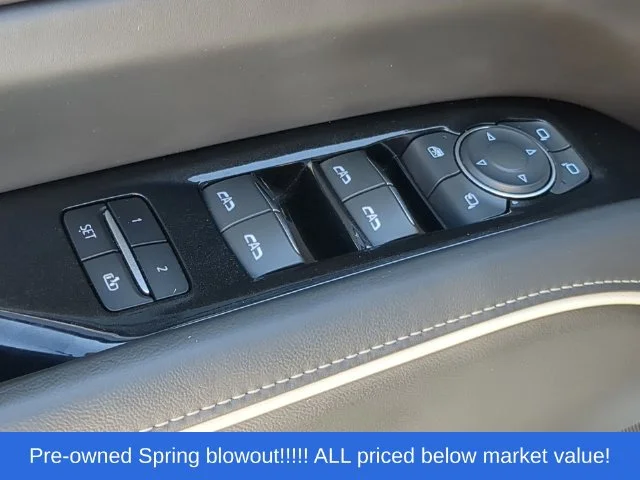 Used 2021 White Cadillac Sport Platinum image 22
