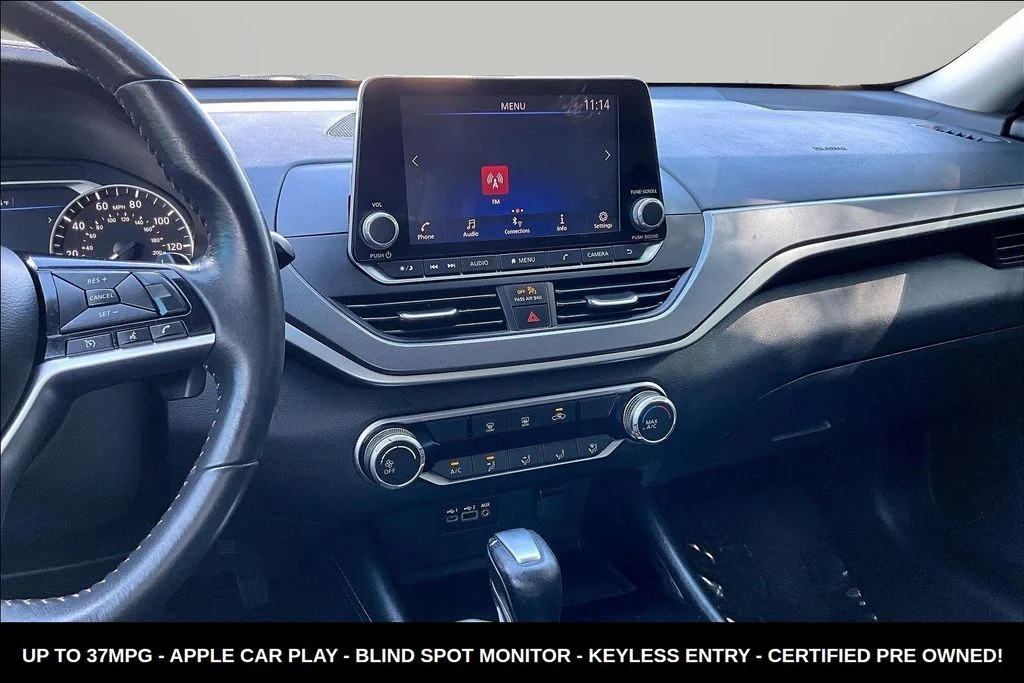 Used 2023 Blue Nissan 2.5 SR image 9