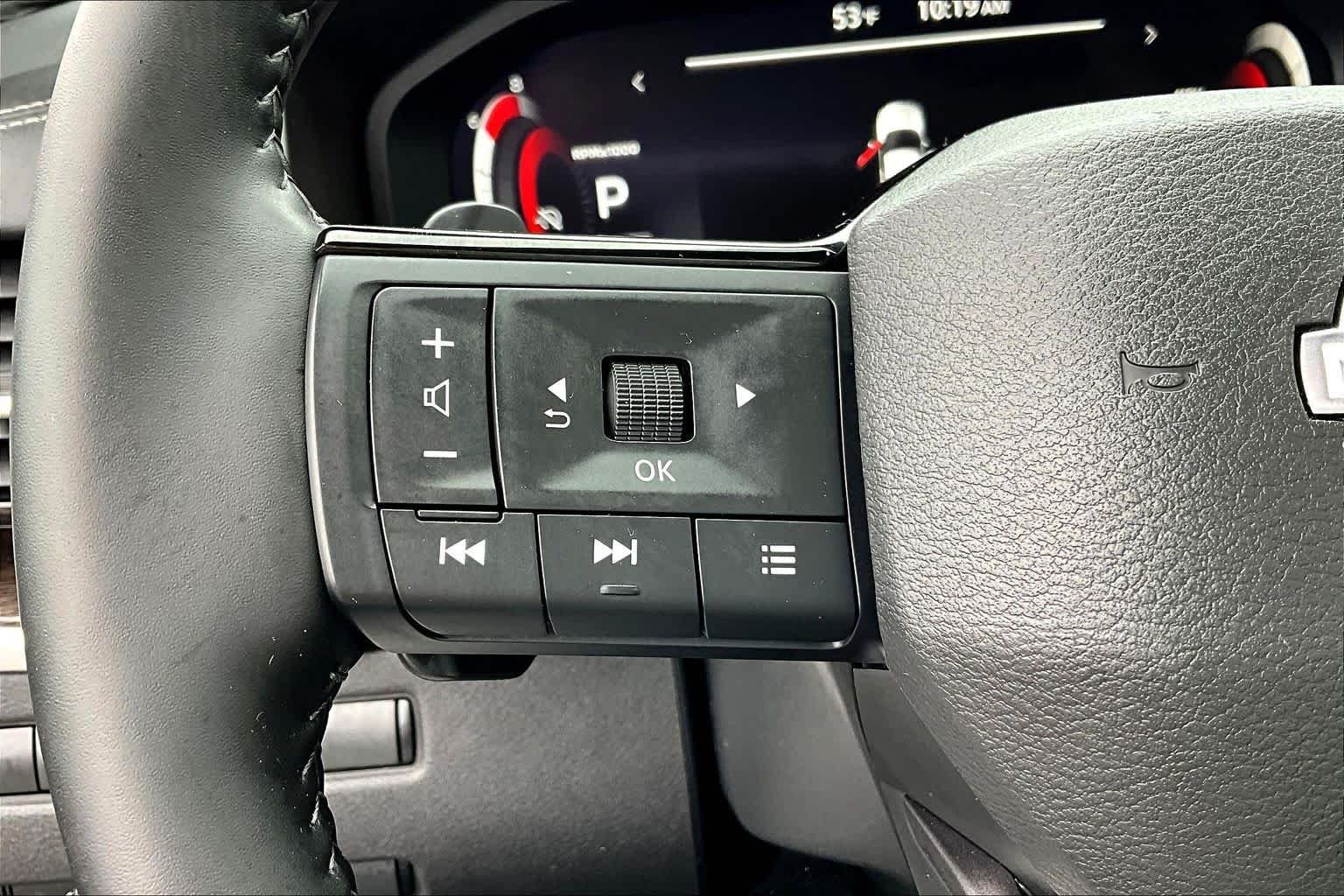 Used 2025 Super Black Nissan Platinum image 42