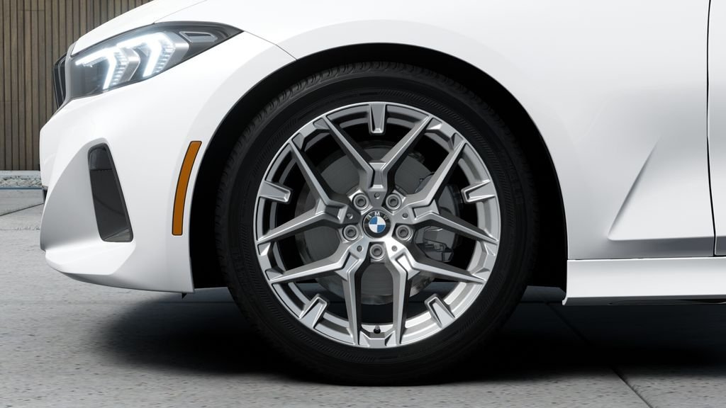 New 2026 Mineral White Metallic BMW 330i xDrive image 32