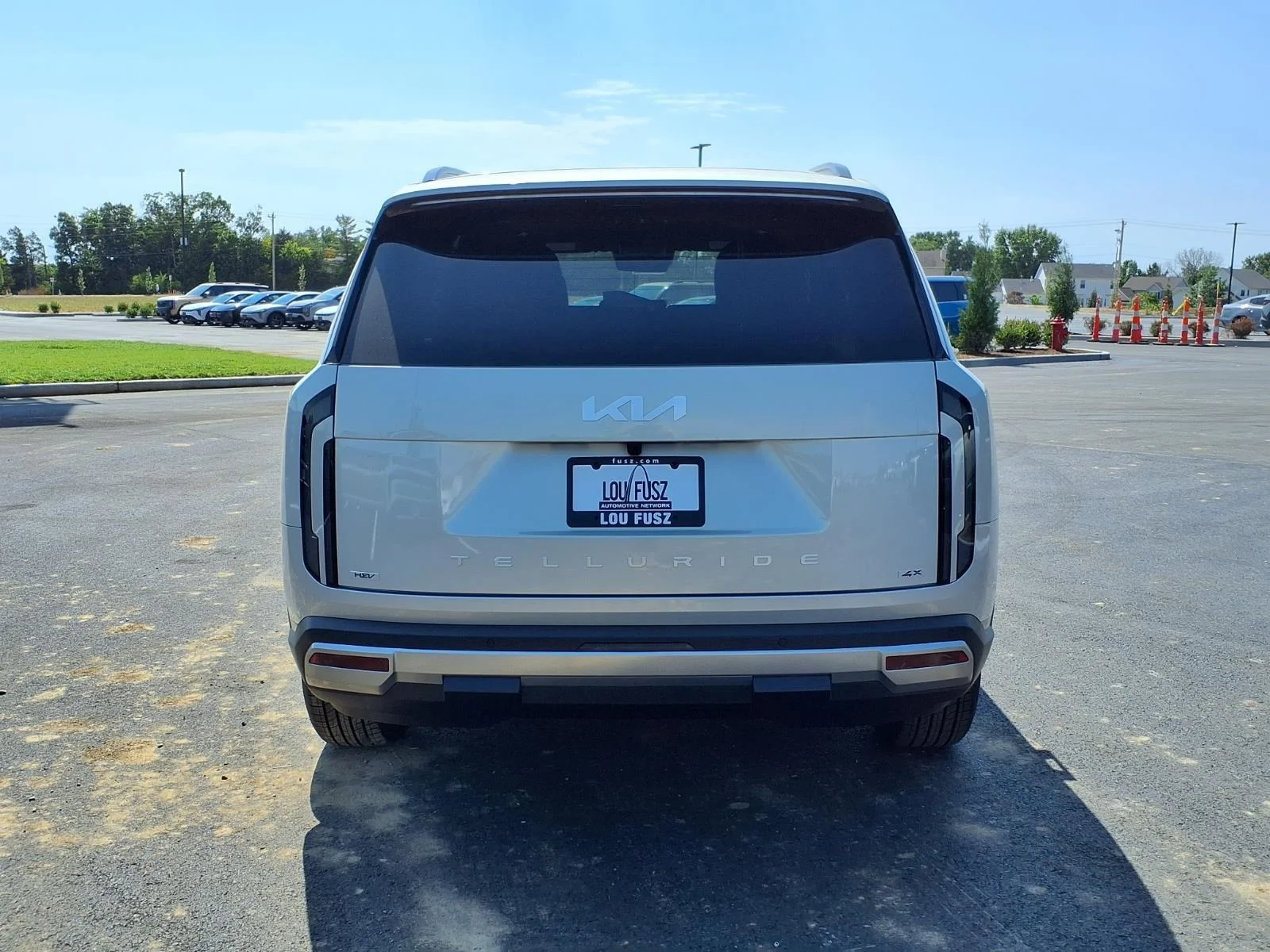 New 2027 Ivory Silver KIA EX AWD image 16