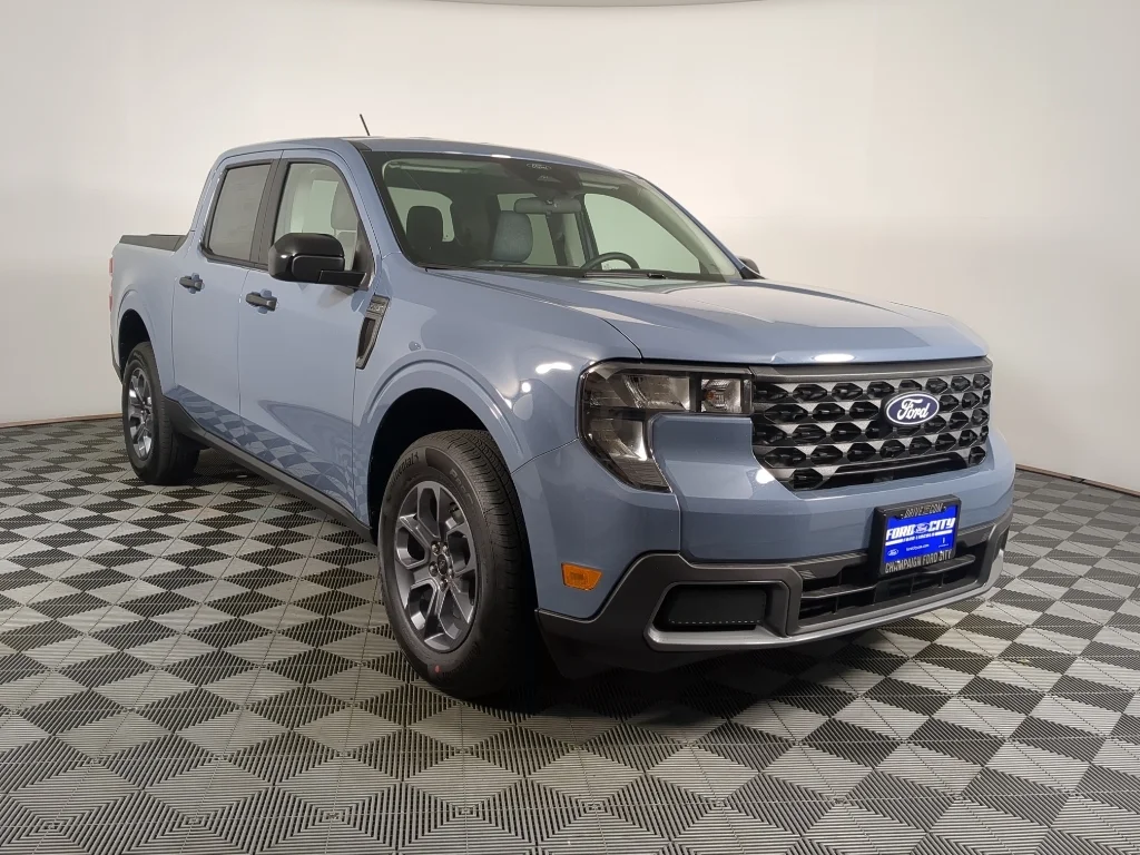 New 2026 Azure Gray Metallic Tri-Coat Ford XLT image 2