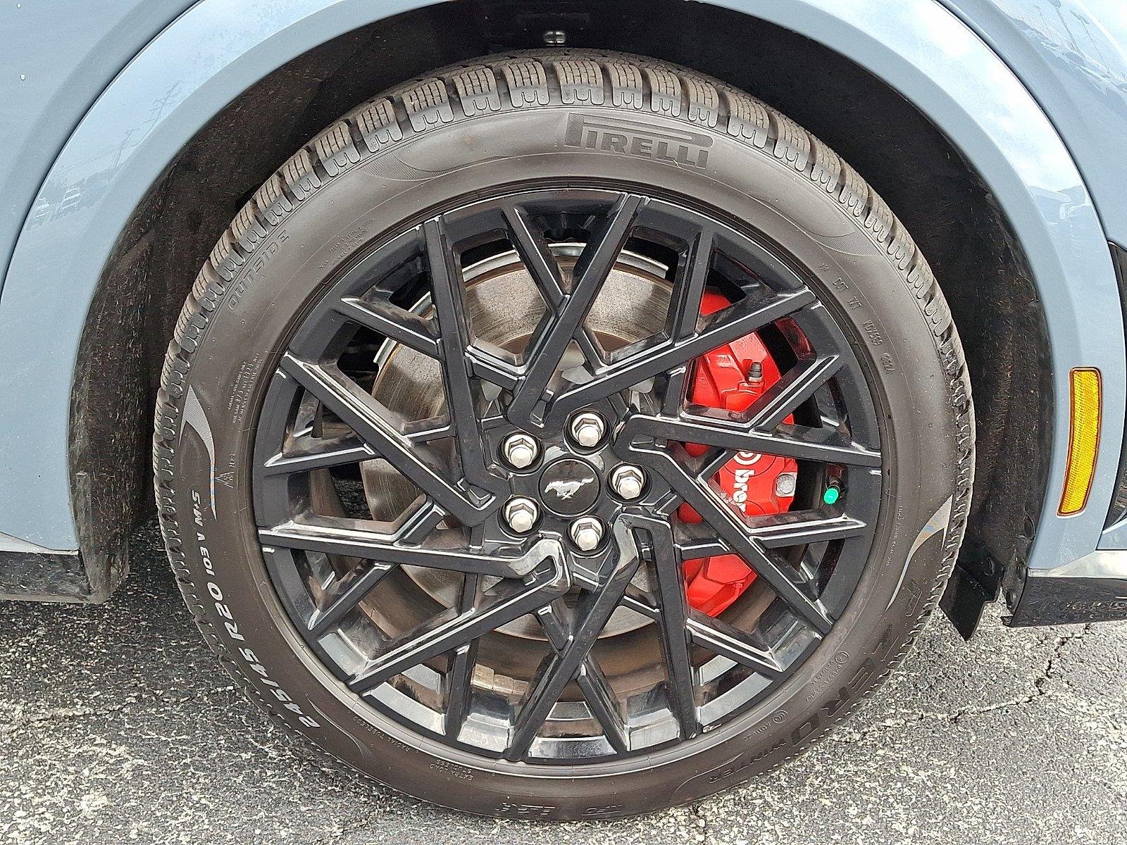 Used 2023 Vapor Blue Ford GT image 8