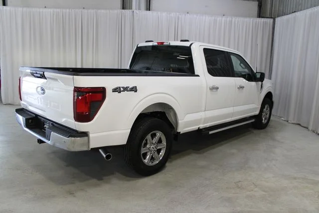 Used 2024 White Ford XLT image 29
