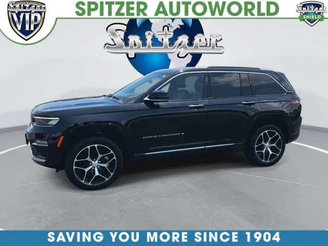 Used 2022 Diamond Black Jeep Summit Reserve image 6