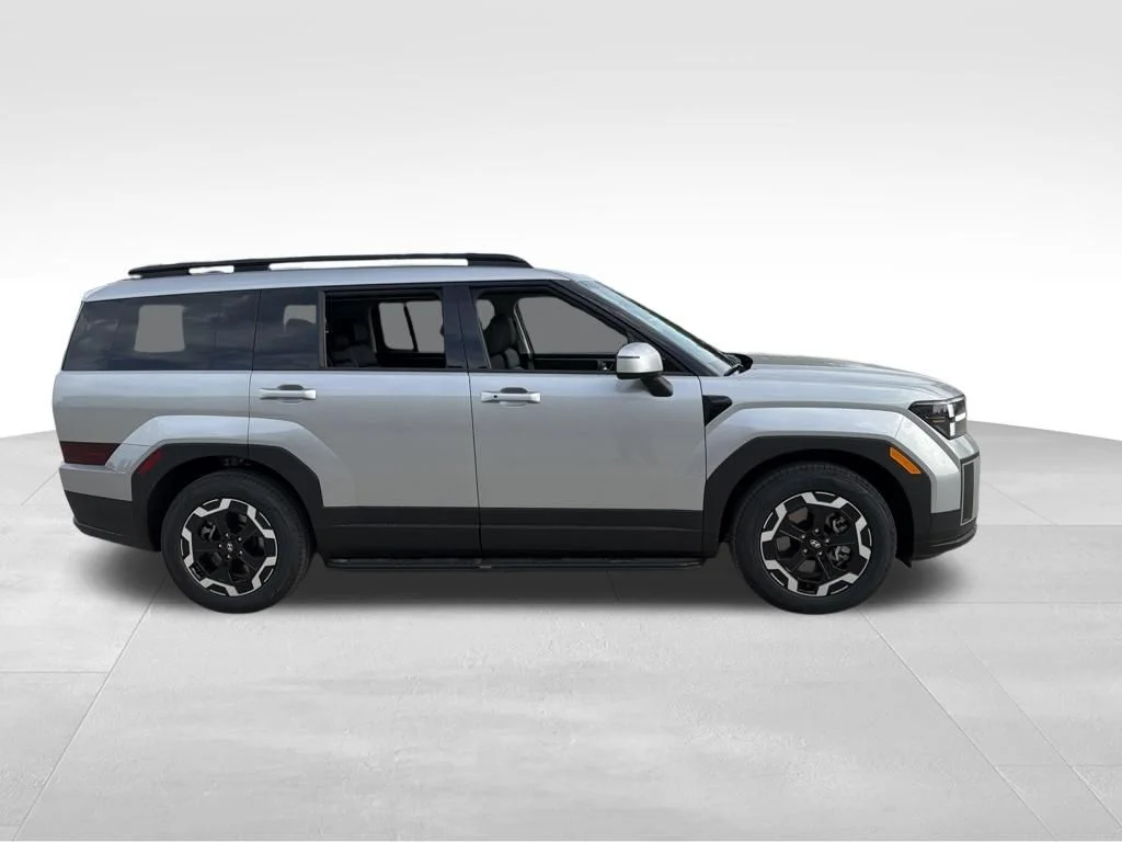 New 2027 Silver Hyundai SEL image 2