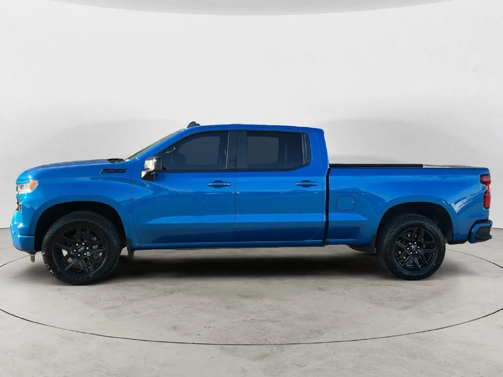 Used 2022 GLACIER BLUE METALLIC Chevrolet RST image 12