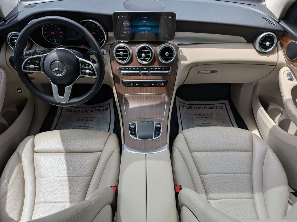 Used 2022  Mercedes-Benz GLC 300 image 27
