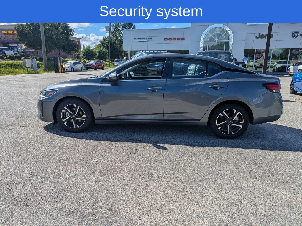 Used 2025 Gray Nissan SV image 7
