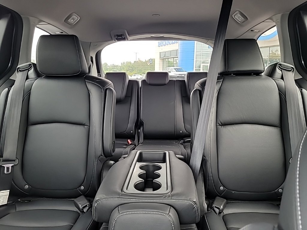 Used 2024 Modern Steel Honda EX-L image 10
