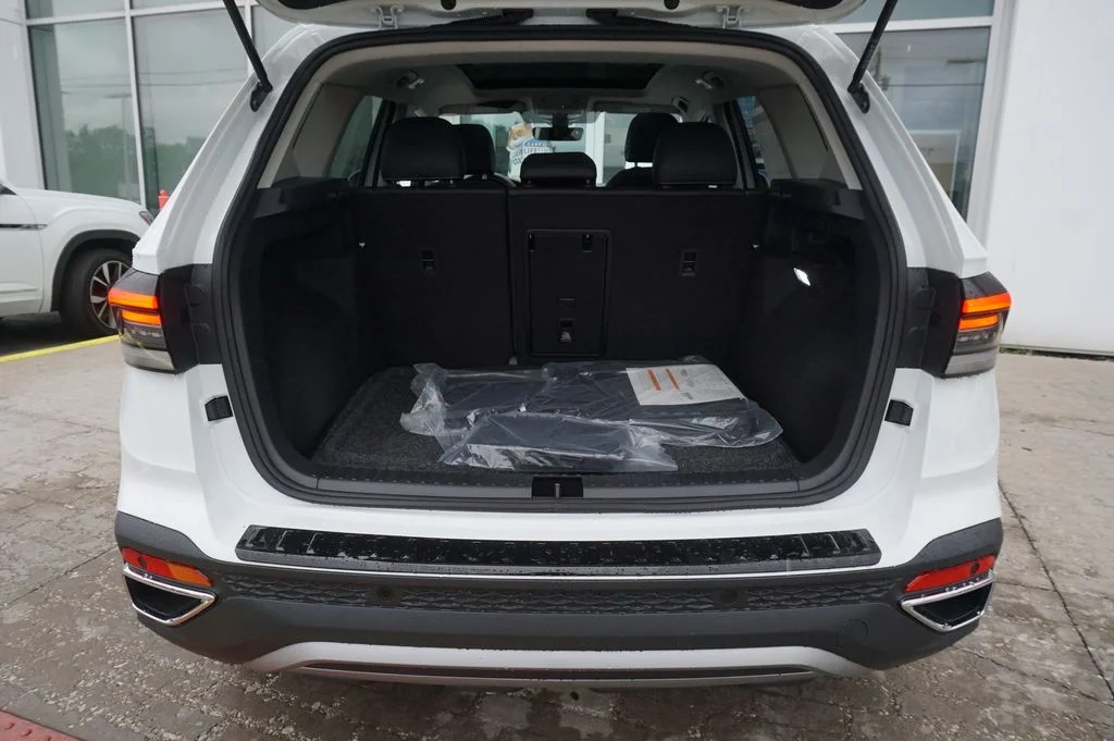 New 2026 White Volkswagen 1.5T SEL image 25