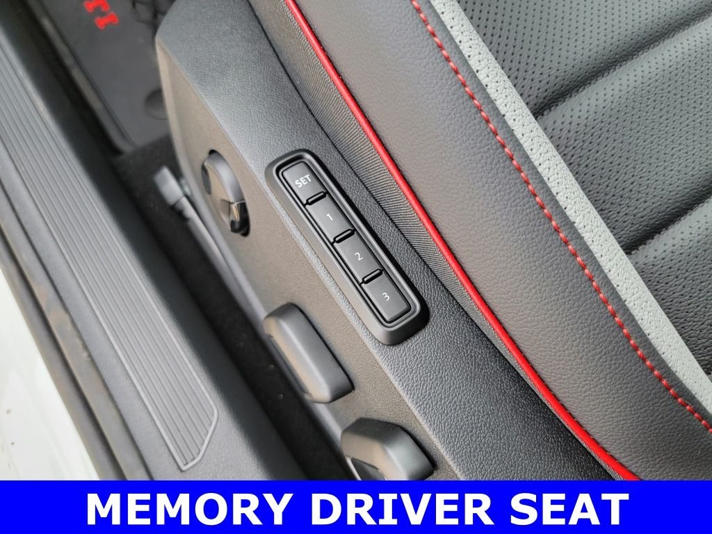 2025 Volkswagen Golf GTI SE - Photo 26