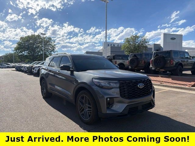 2025 Ford Explorer ST 4WD (PL535)'s photo