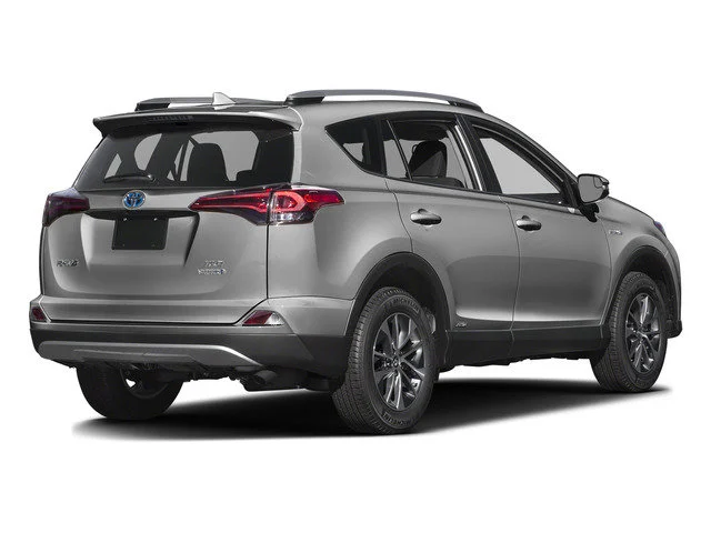 Used 2016 Classic Silver Metallic Toyota Limited image 2