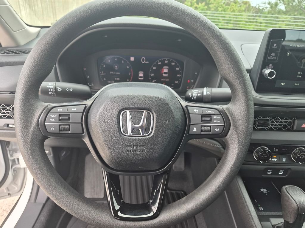 New 2026 Platinum White Pearl Honda LX image 10