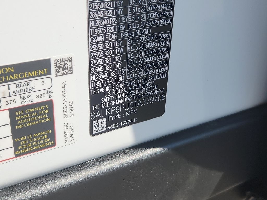 New 2026 Fuji White Land Rover SE image 10
