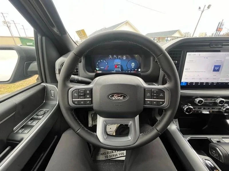 New 2026 Agate Black Metallic Ford XLT image 11
