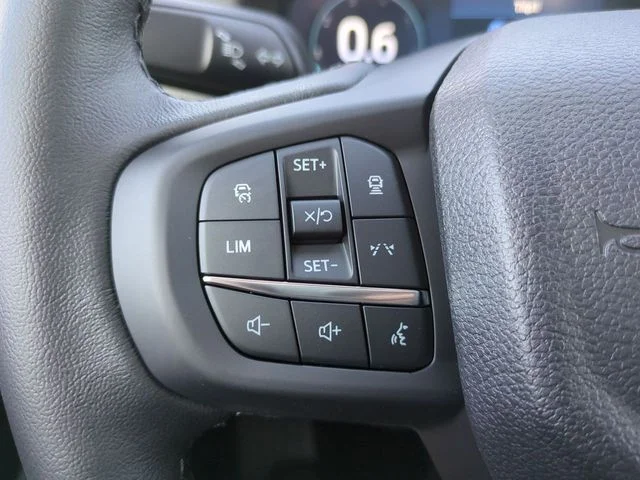 New 2026 Oxford White Ford Lariat® image 24