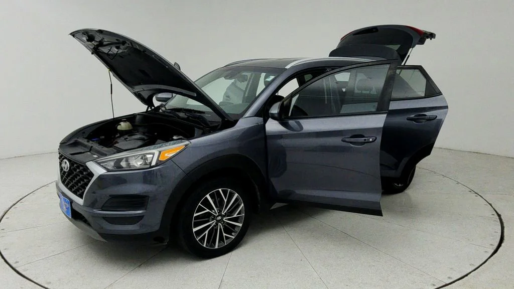 Used 2019 Gray Hyundai SEL image 11
