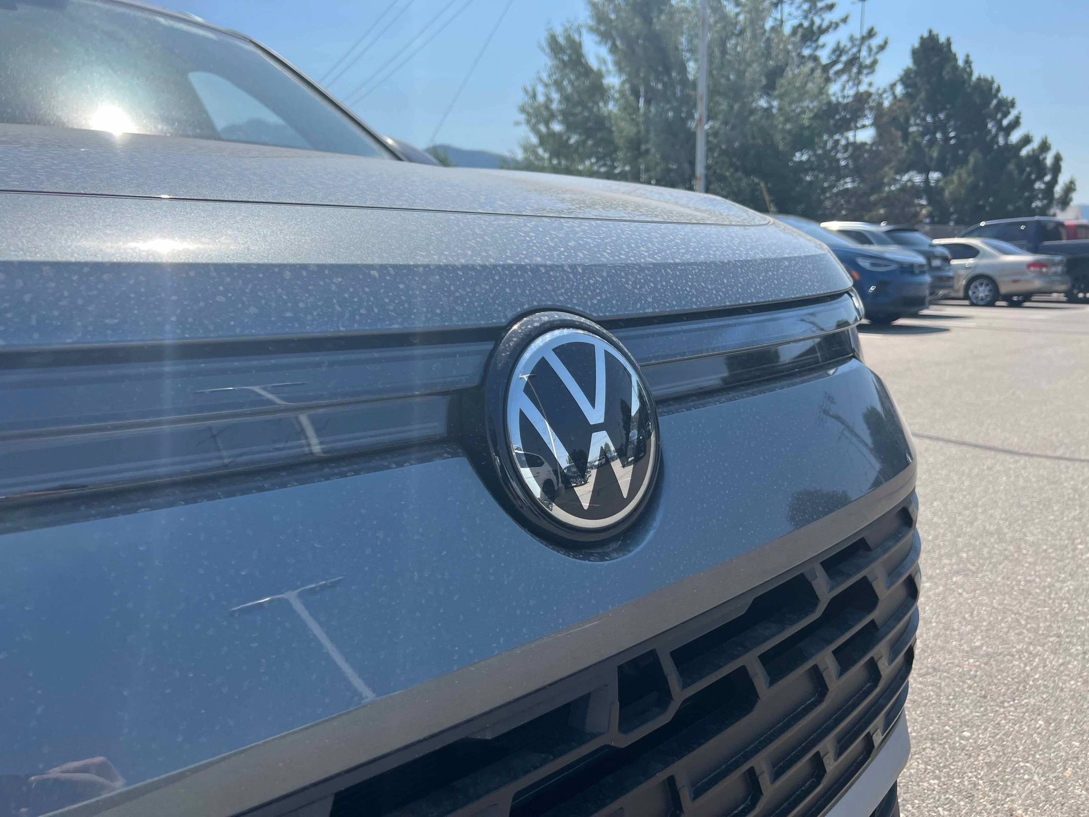 2025 Volkswagen Tiguan SE - Photo 8