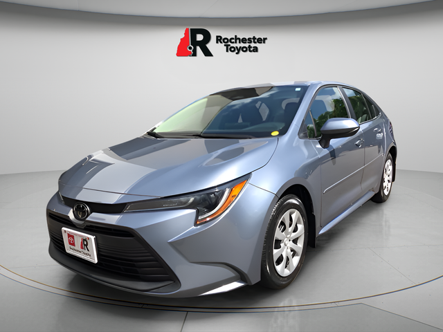 Certified Used 2024  Toyota LE image 3