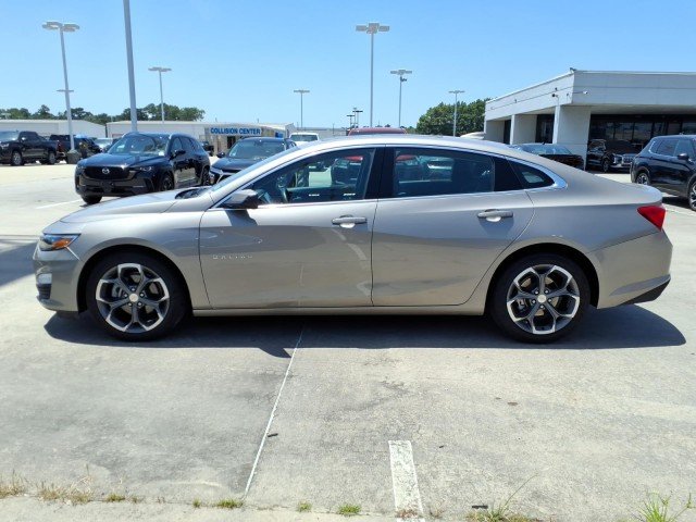 Certified Used 2024 Mineral Gray Metallic Chevrolet 1LT image 8