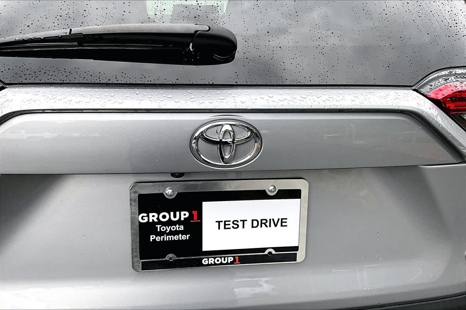 Used 2025 Silver Sky Metallic Toyota Hybrid XLE image 31