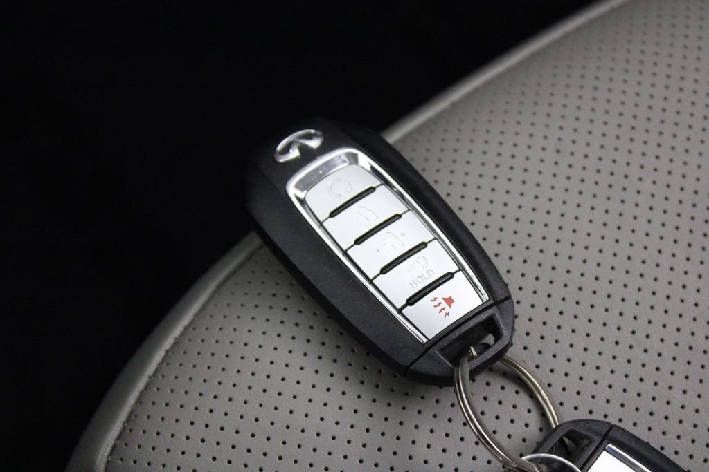 2023 INFINITI QX50 Sensory - Photo 30