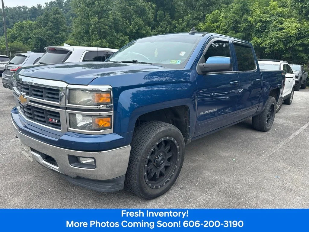 Used 2015 Blue Chevrolet LT image 1