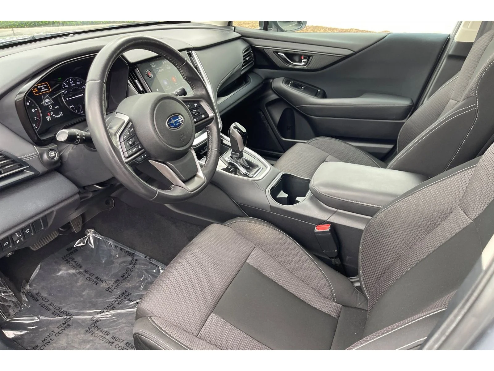 Used 2024 ICE SILVER METALL Subaru Premium image 10