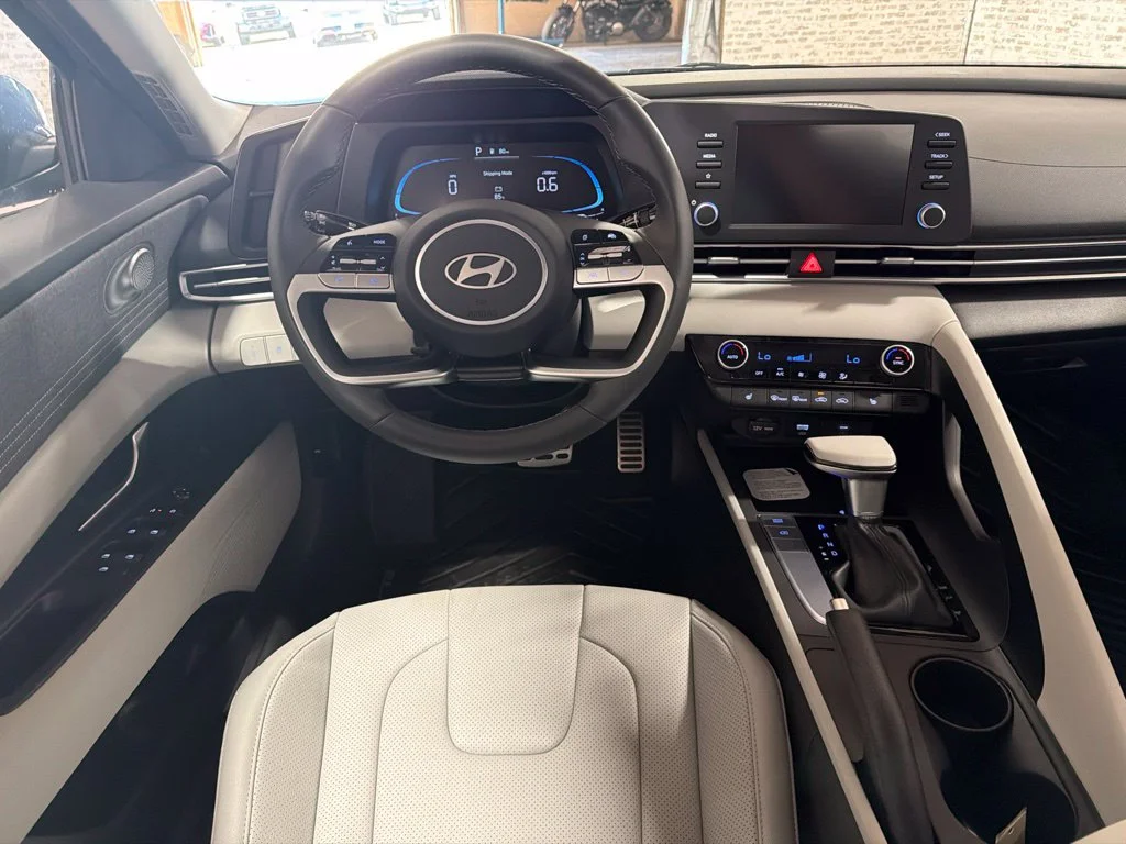 New 2026 Amazon Gray Hyundai SEL Sport Plus image 18