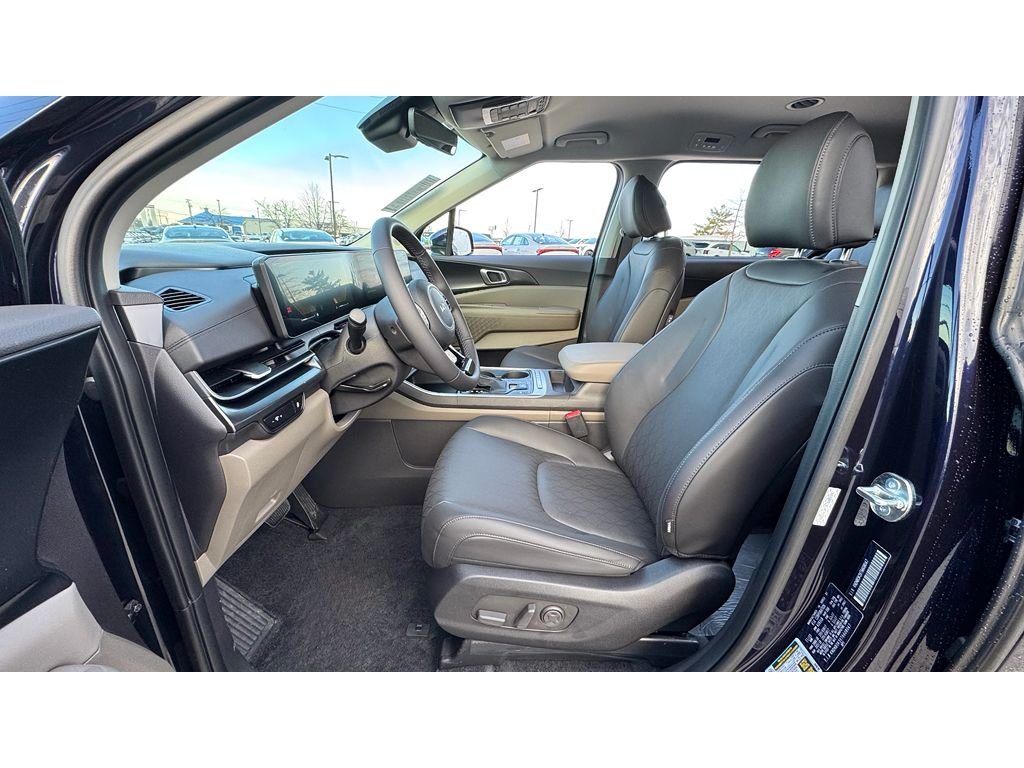 New 2026 Deep Chroma Blue Kia LXS image 7