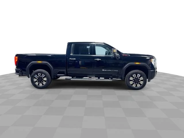 2026 GMC Sierra 3500HD Denali - Photo 10