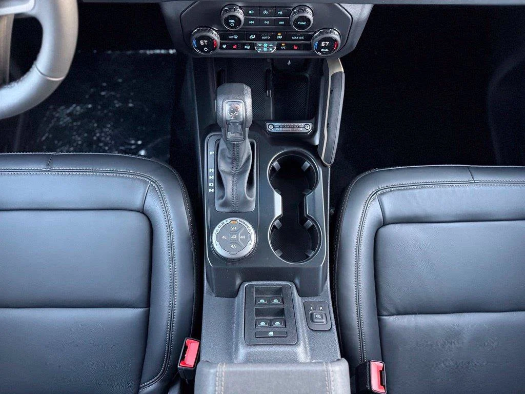 New 2026 Avalanche Gray Ford Badlands® image 25