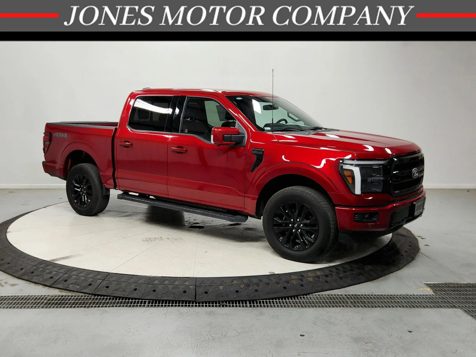 Used 2025 Red Ford Lariat image 1
