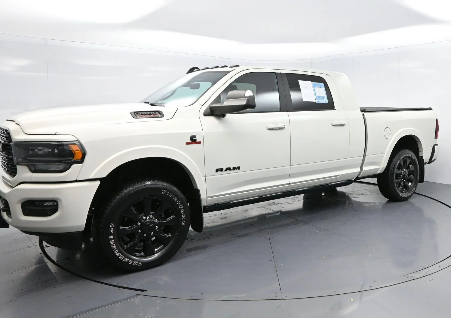 Used 2022 Pearl White Ram Limited image 3