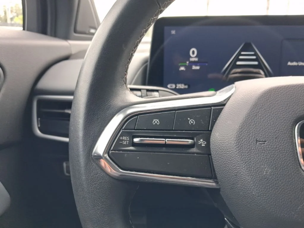Used 2025  Honda Touring image 29